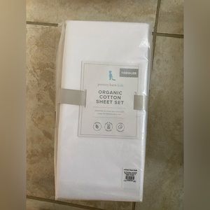 Pottery Barn organic crib sheet